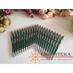 Tušinukas su tulpe kovo 8 dienos proga